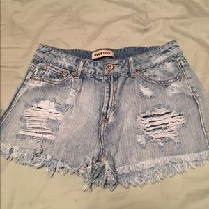 Super cute high waisted jean shorts